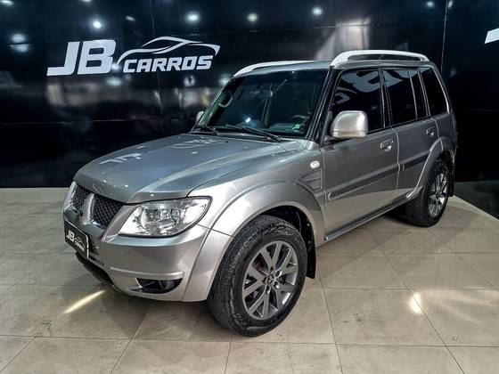 MITSUBISHI PAJERO TR4 2.0 4X2 16V 140CV FLEX 4P AUTOMÁTICO